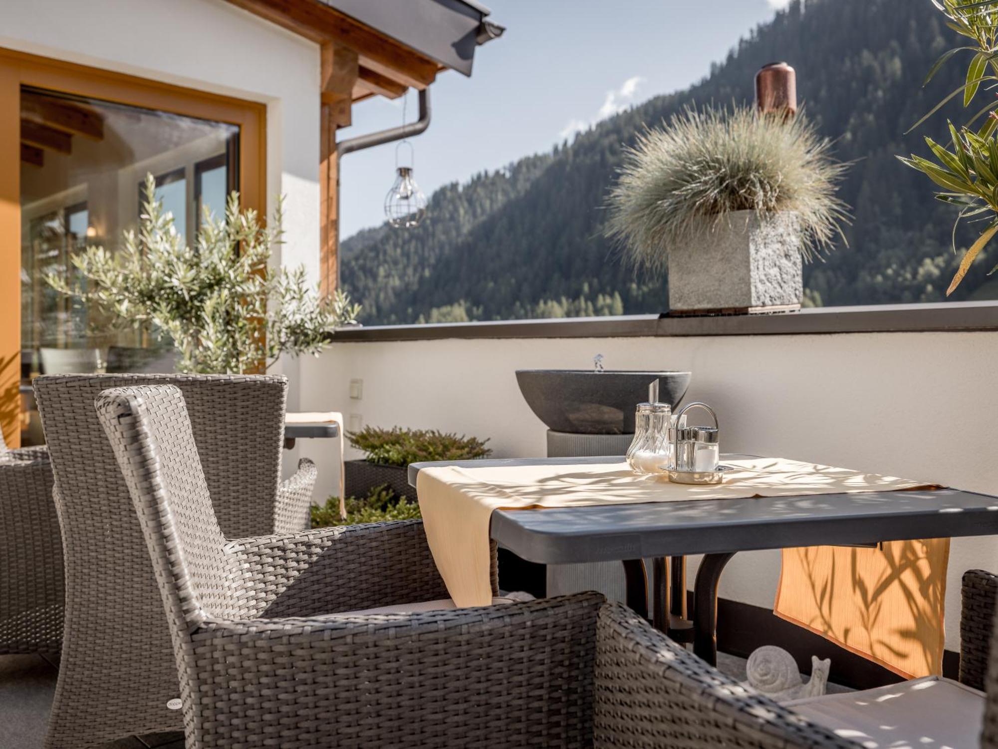 Hotel Quality Hosts Arlberg - Haus Pepi Eiter Sankt Anton am Arlberg Exteriér fotografie
