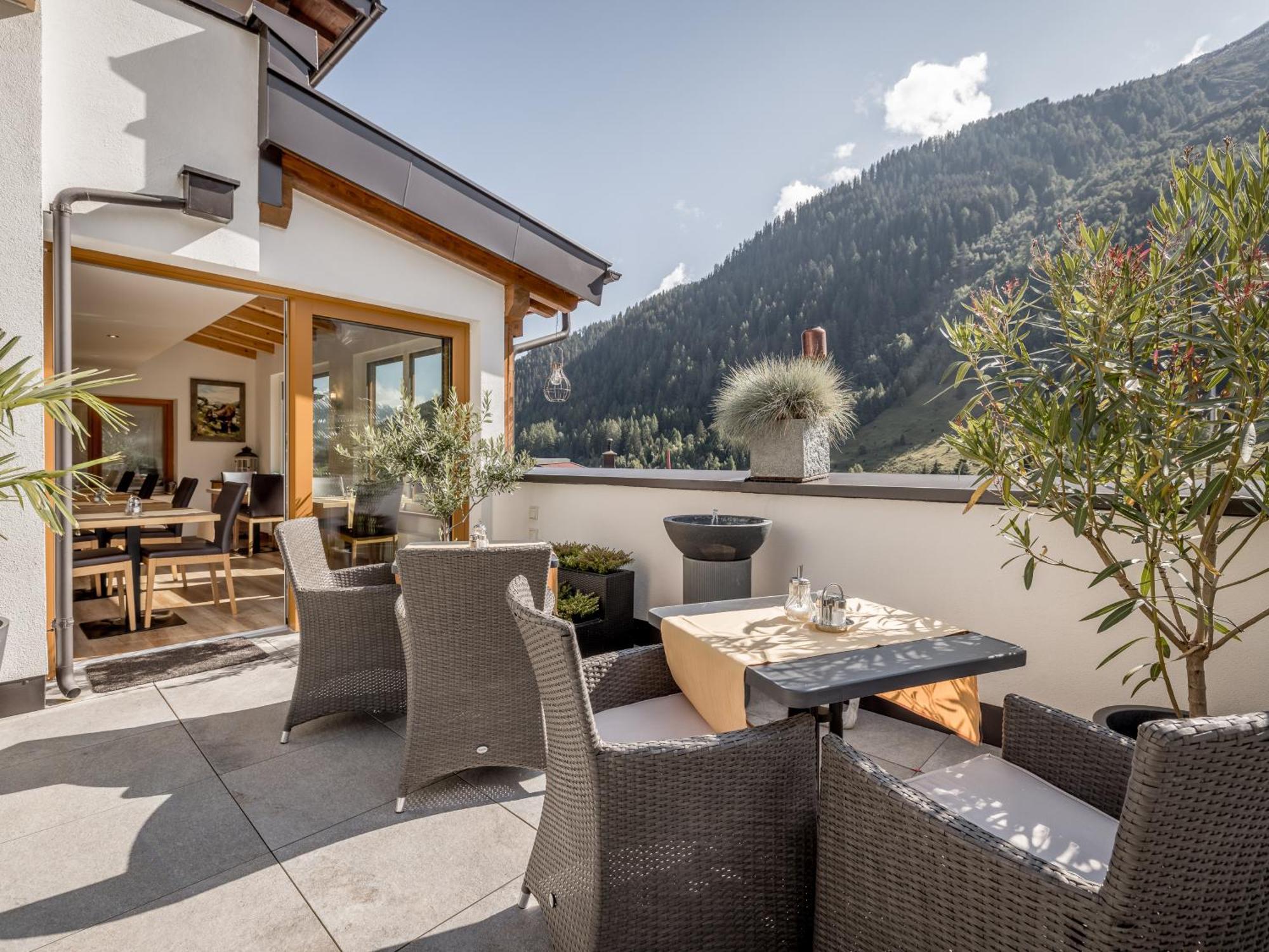 Hotel Quality Hosts Arlberg - Haus Pepi Eiter Sankt Anton am Arlberg Exteriér fotografie